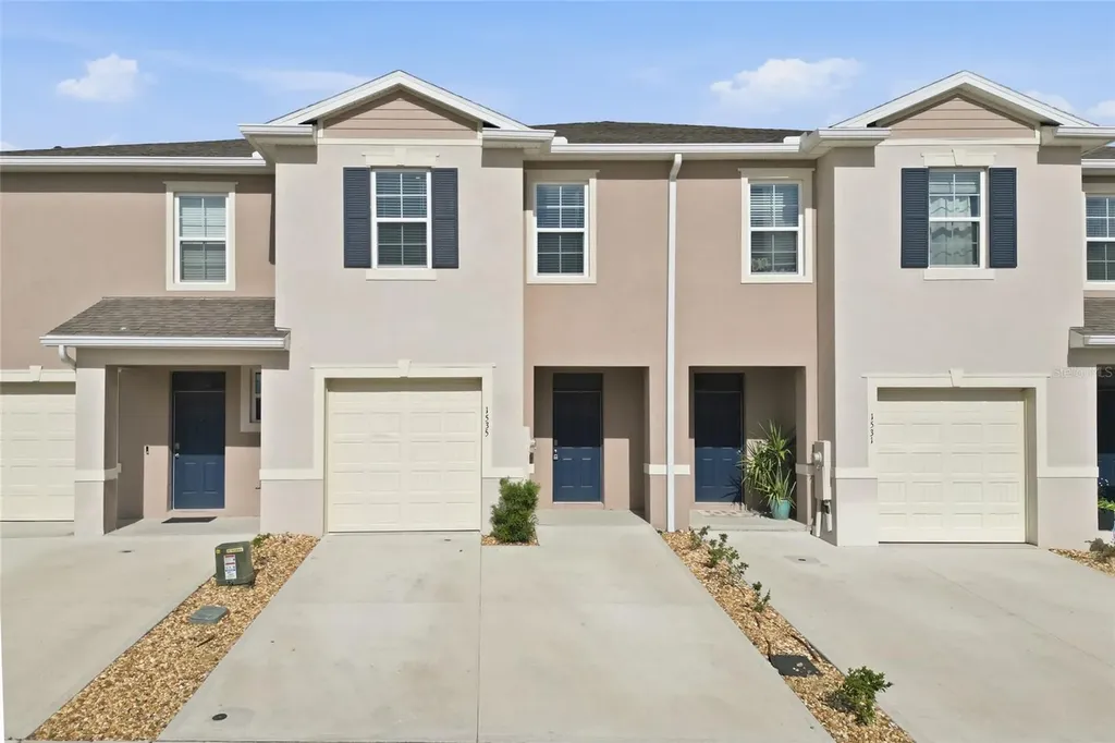1535 Lumber Avenue Davenport FL 33837