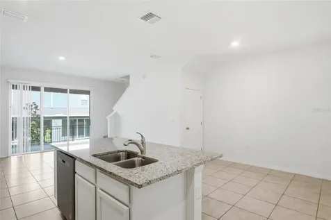 1535 Lumber Avenue Davenport FL 33837