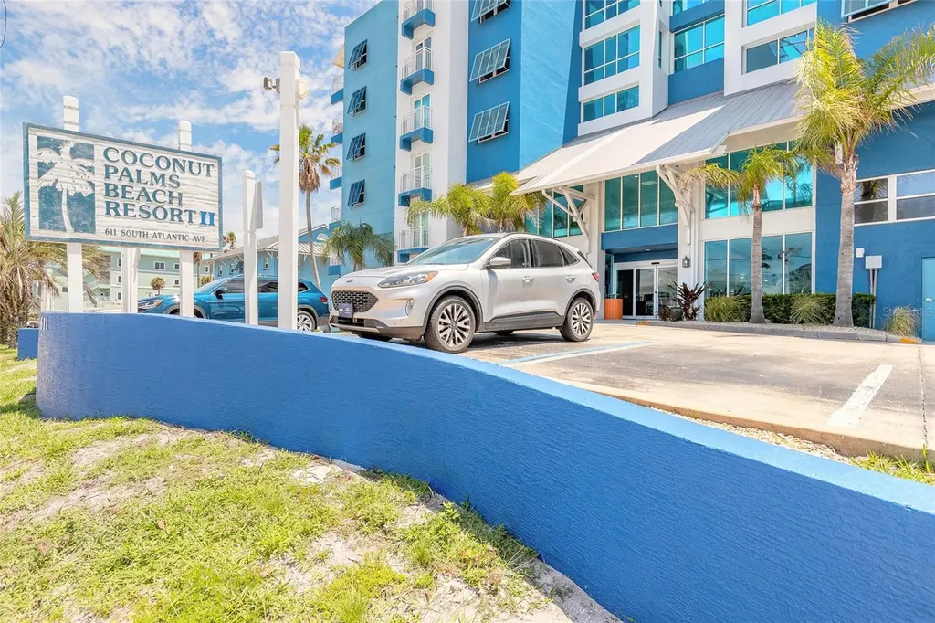 611 S Atlantic Avenue New Smyrna Beach FL 32169