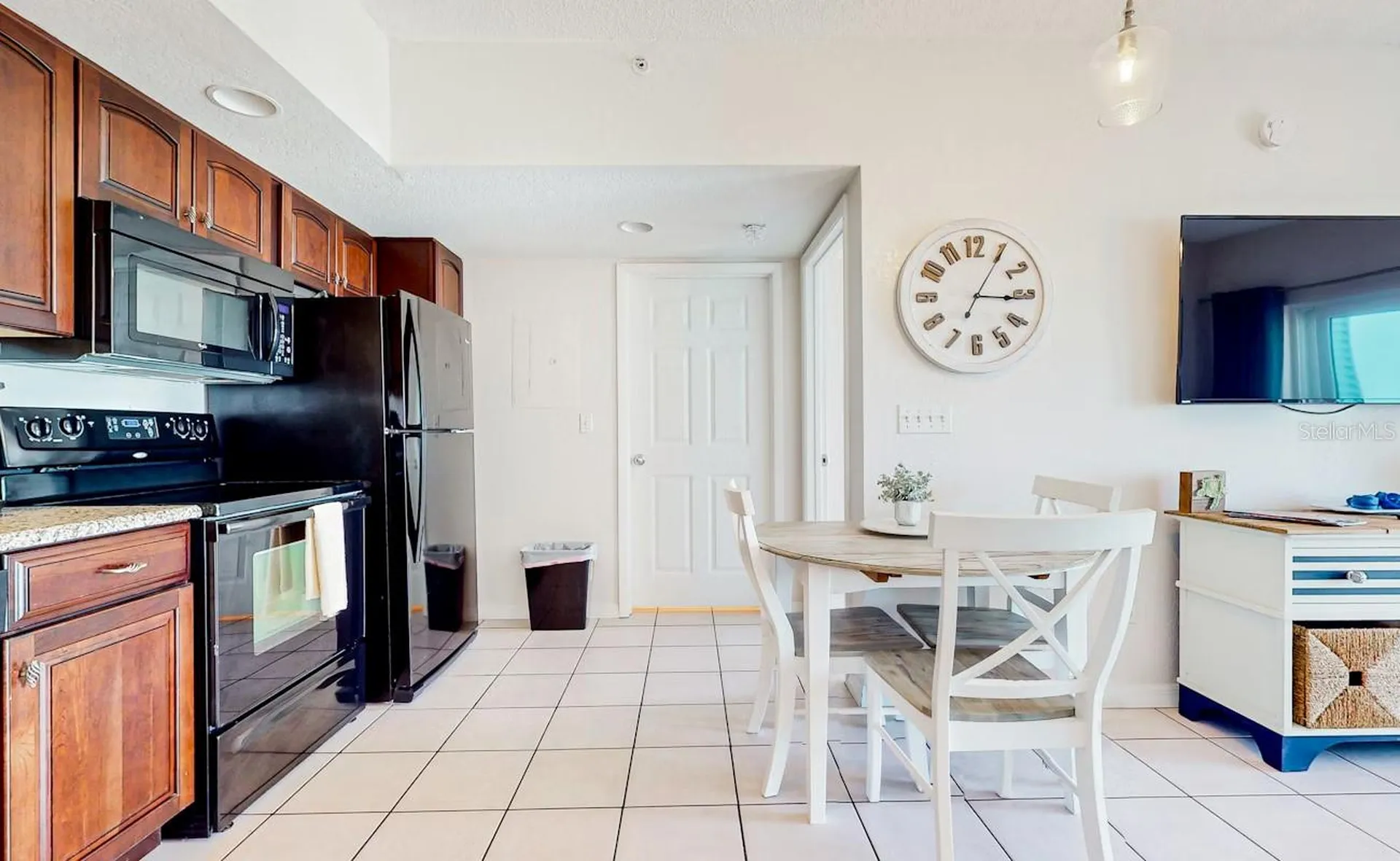 611 S Atlantic Avenue New Smyrna Beach FL 32169