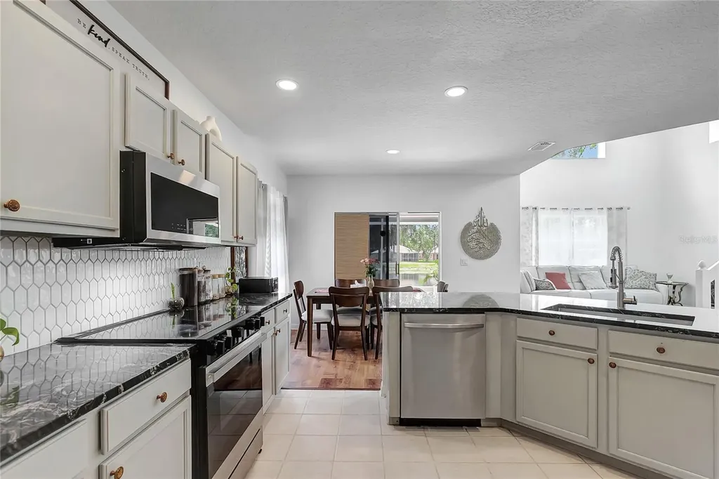 18147 Canal Pointe Street Tampa FL 33647