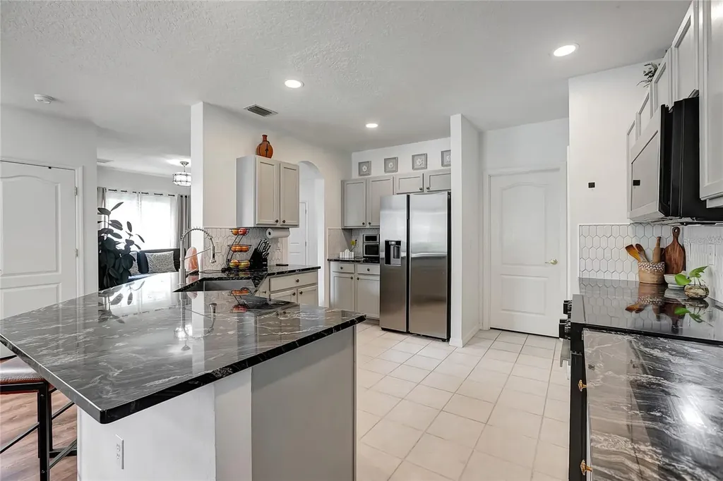 18147 Canal Pointe Street Tampa FL 33647