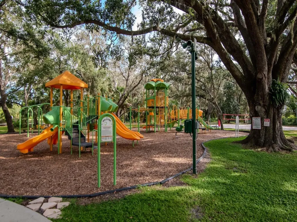 18147 Canal Pointe Street Tampa FL 33647