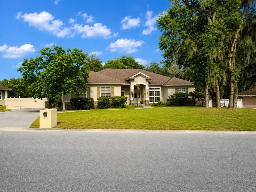 5635 Canvasback Court Lakeland FL 33805