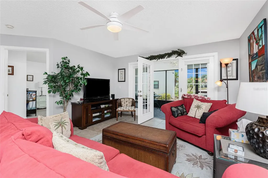 511 Pine Hollow Circle Englewood FL 34223