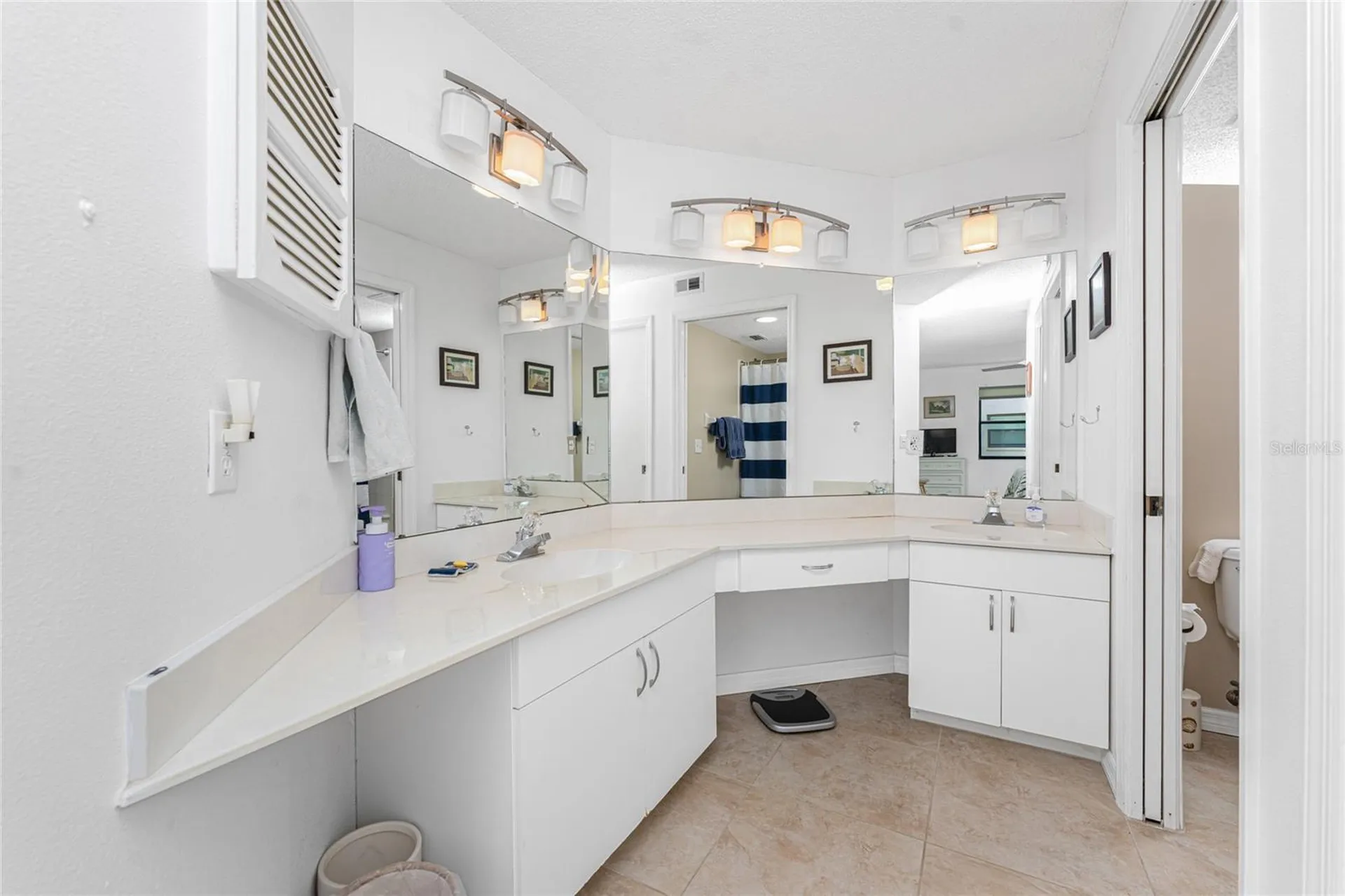 511 Pine Hollow Circle Englewood FL 34223
