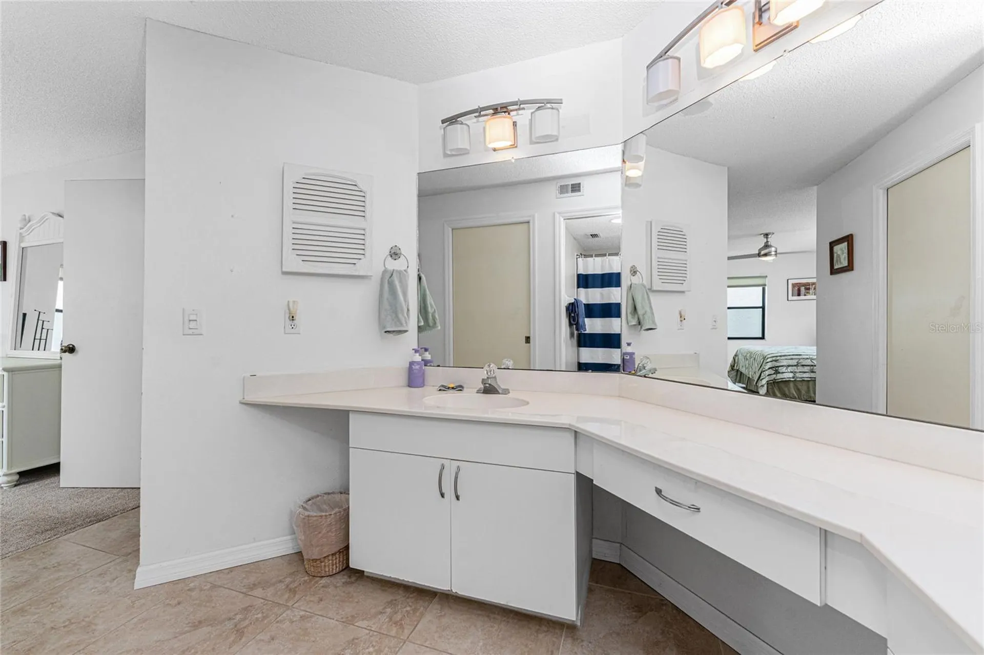 511 Pine Hollow Circle Englewood FL 34223