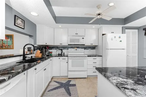 511 Pine Hollow Circle Englewood FL 34223