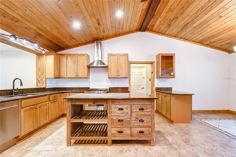 3437 59th Street N St Petersburg FL 33710