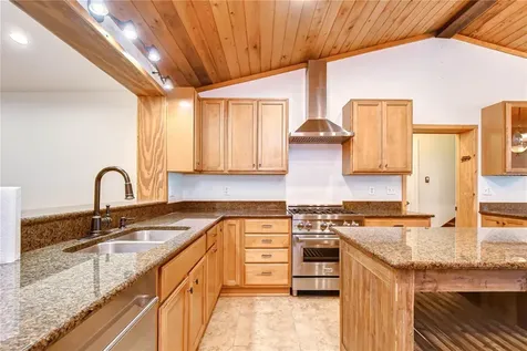 3437 59th Street N St Petersburg FL 33710