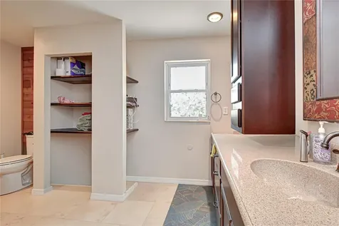 3437 59th Street N St Petersburg FL 33710