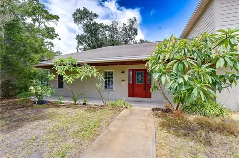 3437 59th Street N St Petersburg FL 33710