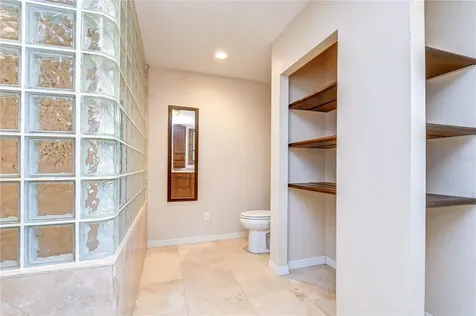 3437 59th Street N St Petersburg FL 33710