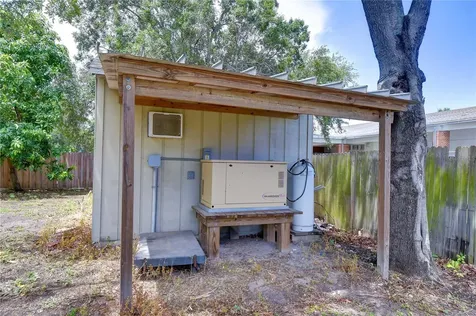 3437 59th Street N St Petersburg FL 33710
