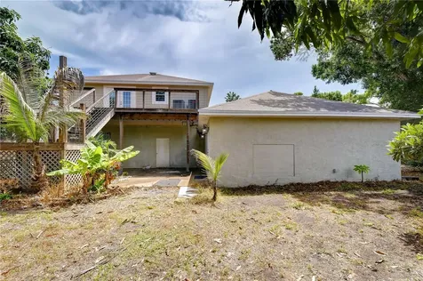 3437 59th Street N St Petersburg FL 33710