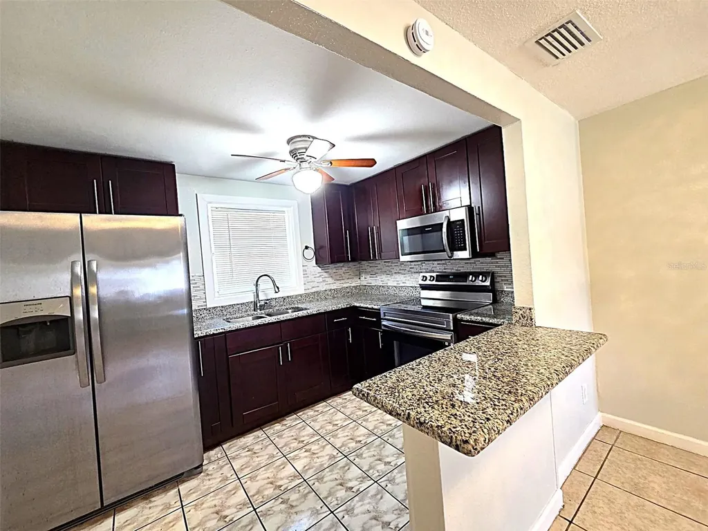 5641 94th Terrace N Pinellas Park FL 33782