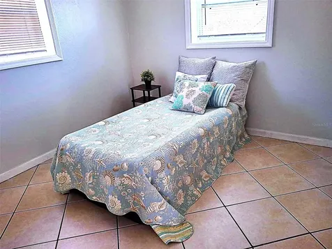 5641 94th Terrace N Pinellas Park FL 33782