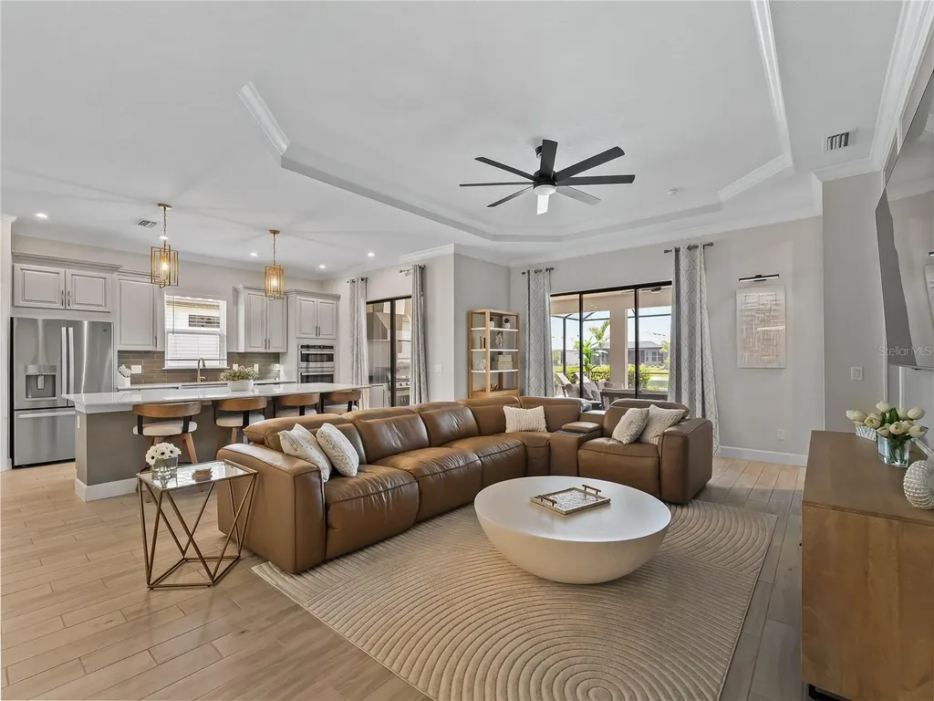 6249 Mesa Glen Bradenton FL 34203
