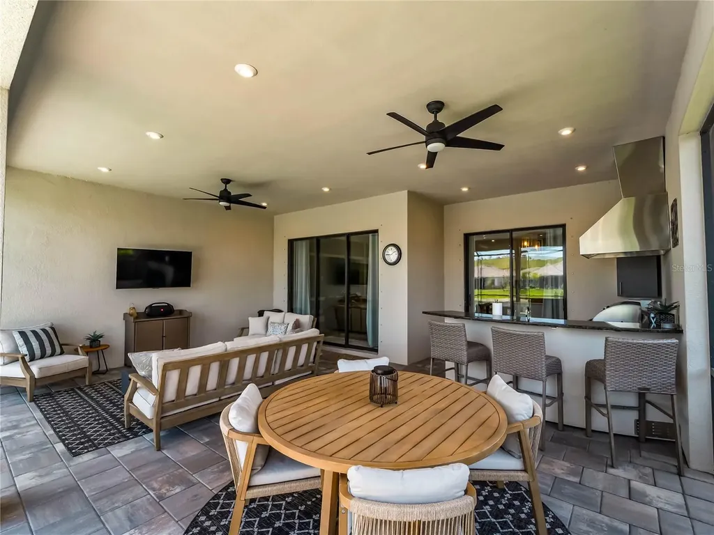 6249 Mesa Glen Bradenton FL 34203