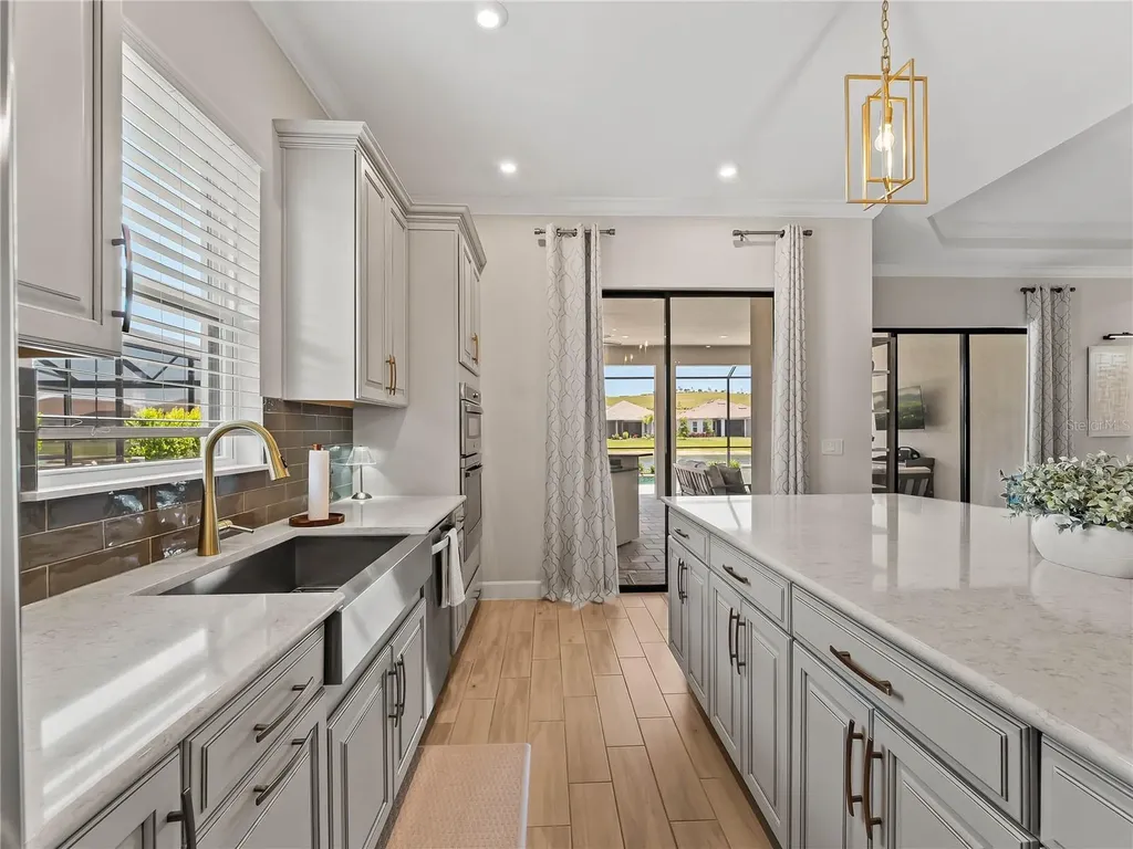 6249 Mesa Glen Bradenton FL 34203