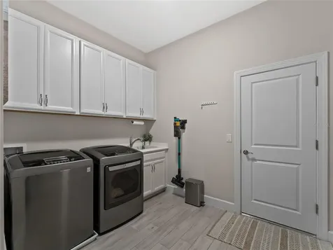 6249 Mesa Glen Bradenton FL 34203