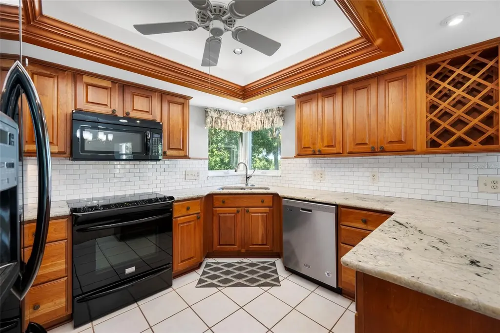 11 Country Club Drive Largo FL 33771