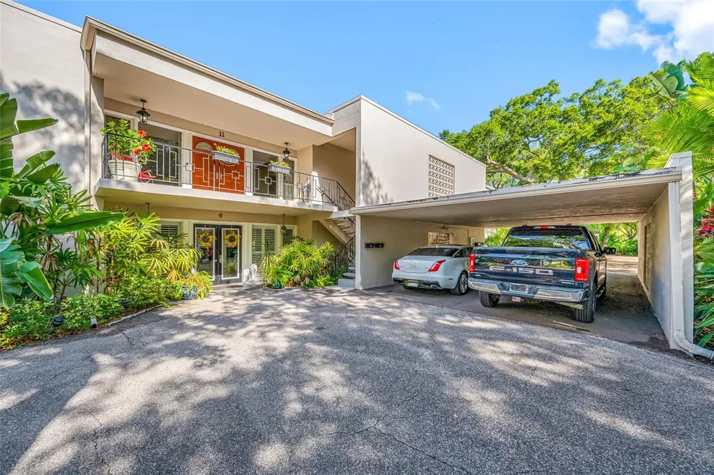 11 Country Club Drive Largo FL 33771