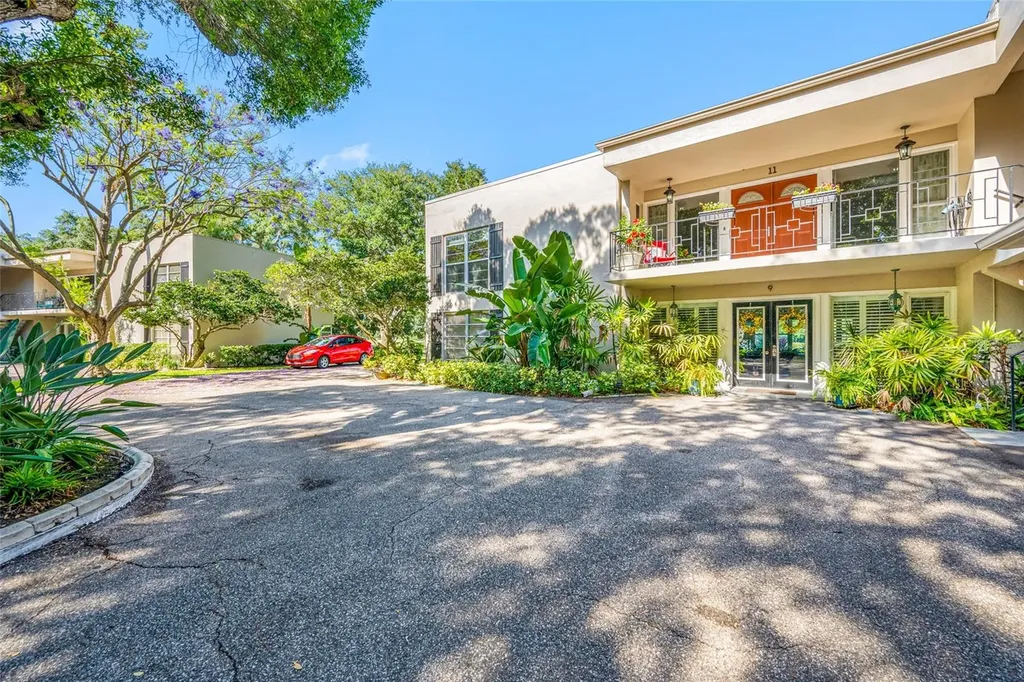 11 Country Club Drive Largo FL 33771