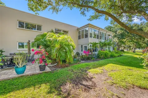 11 Country Club Drive Largo FL 33771
