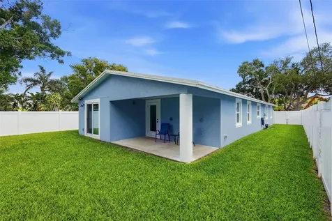 8015 28th Avenue N St Petersburg FL 33710
