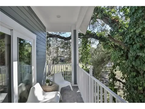 2204 Grant Street Tampa FL 33605