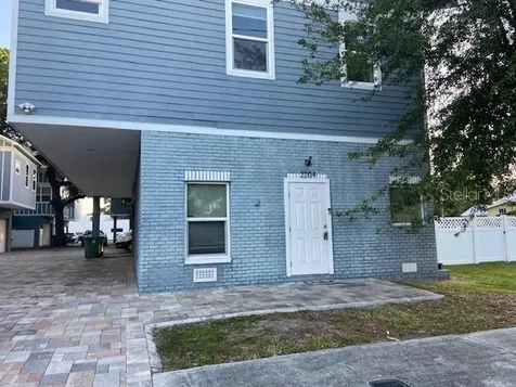 2204 Grant Street Tampa FL 33605