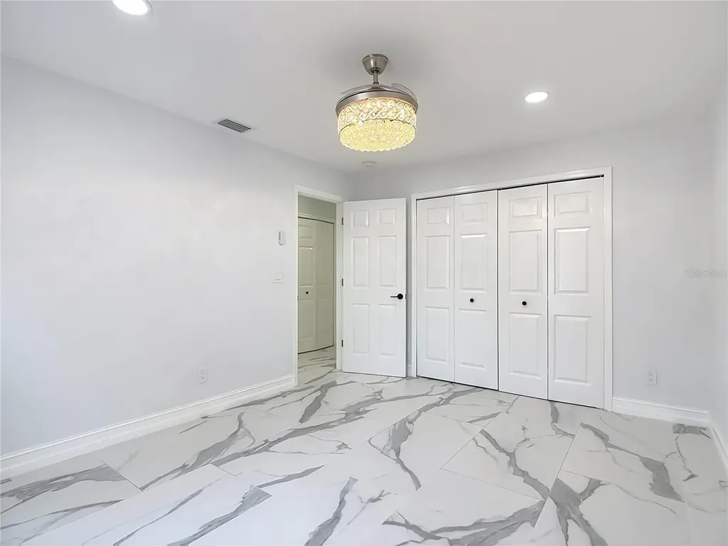 2503 Aviation Parkway Cape Coral FL 33904