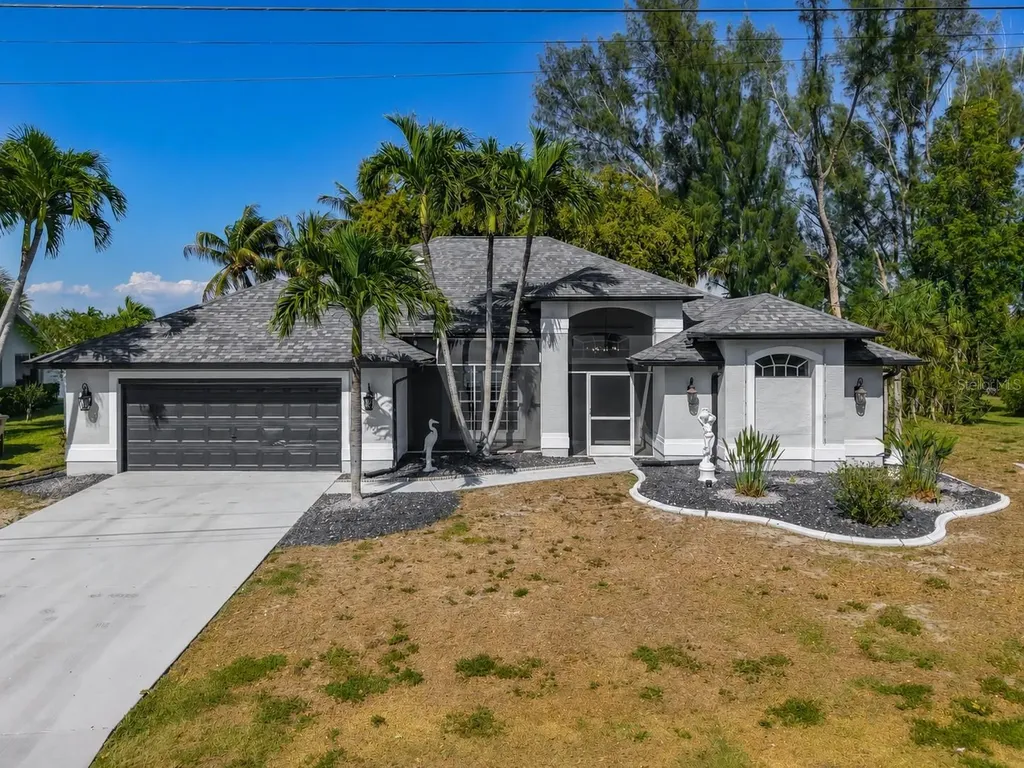 2503 Aviation Parkway Cape Coral FL 33904