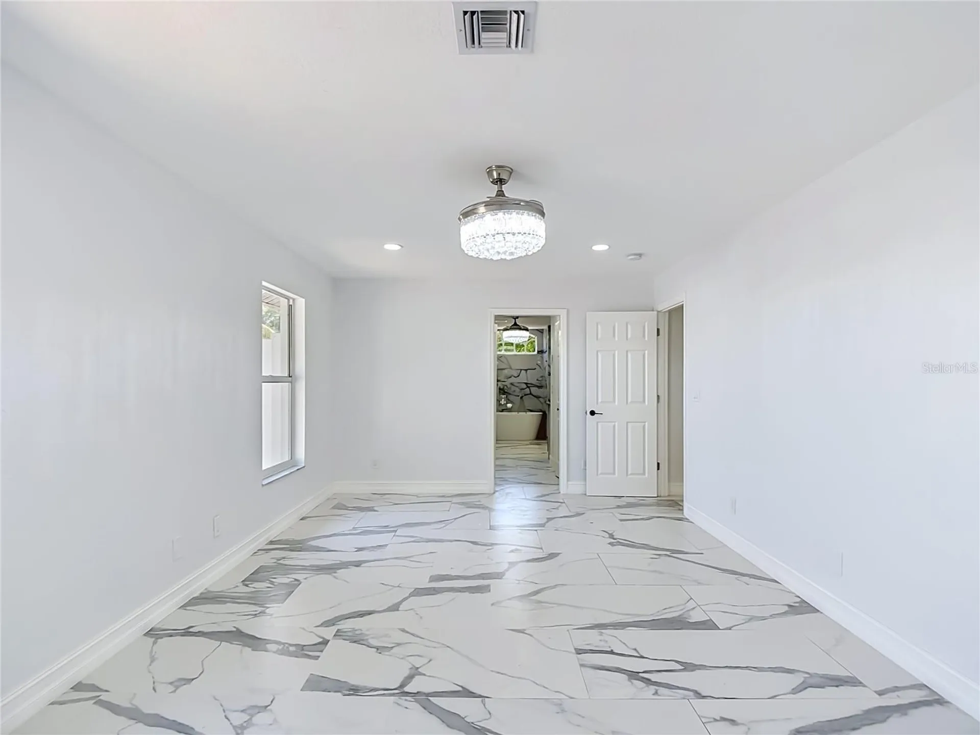 2503 Aviation Parkway Cape Coral FL 33904