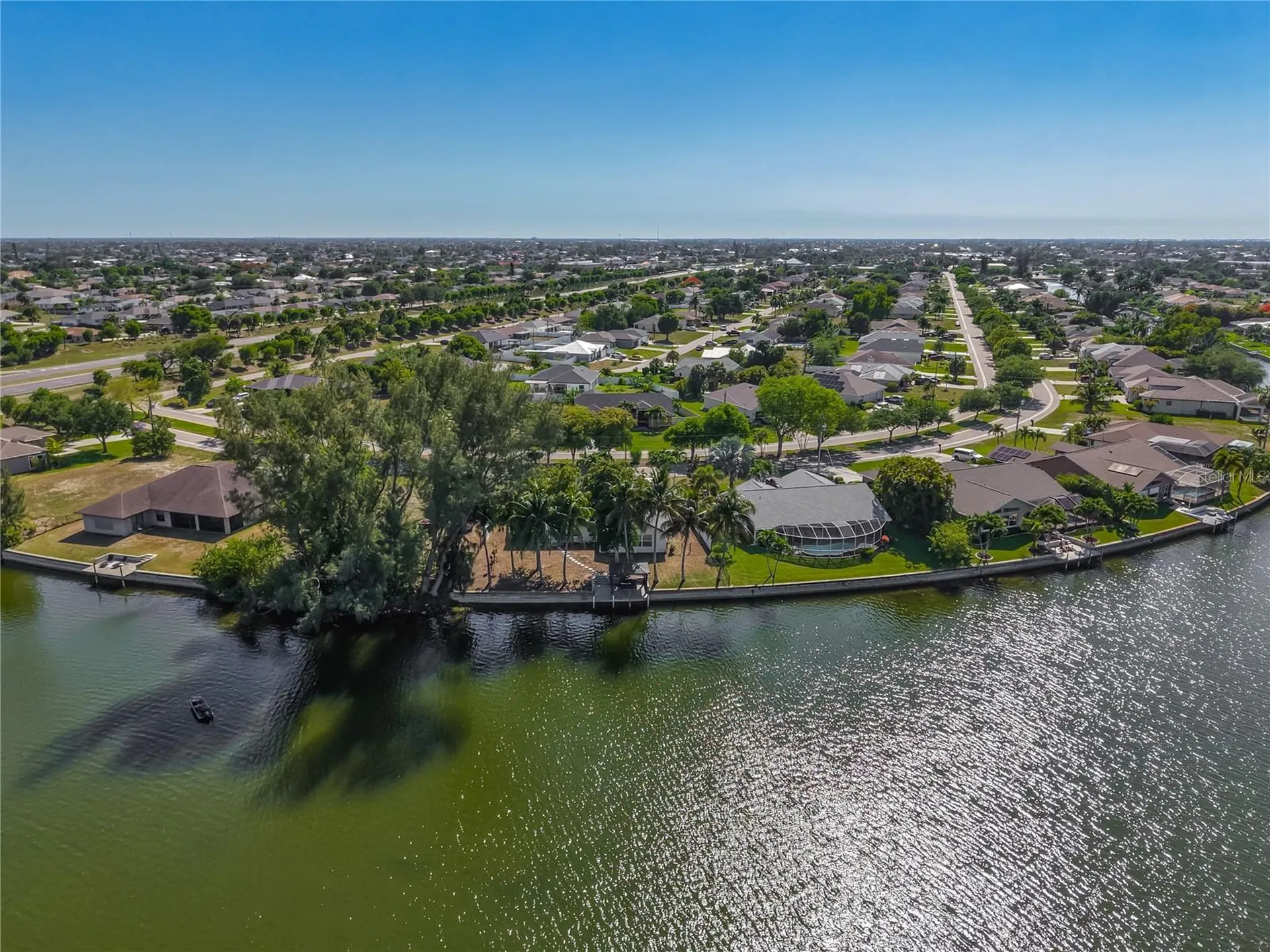 2503 Aviation Parkway Cape Coral FL 33904