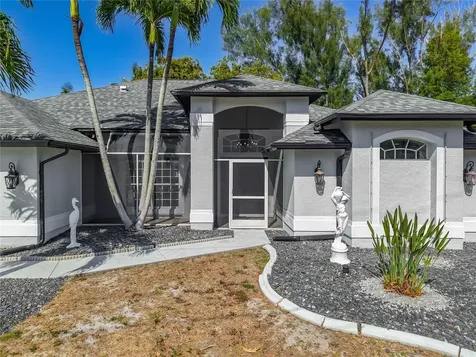 2503 Aviation Parkway Cape Coral FL 33904