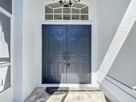 2503 Aviation Parkway Cape Coral FL 33904