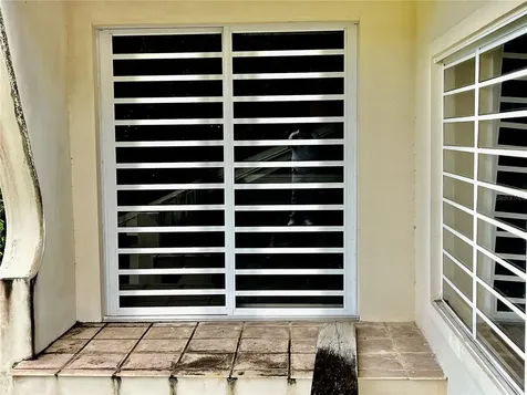 Urb. Naranjo Valley #45 Fajardo PR 00738