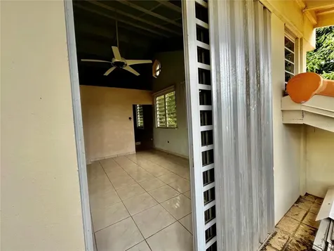 Urb. Naranjo Valley #45 Fajardo PR 00738