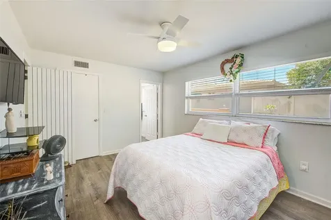 1300 S Hercules Avenue Clearwater FL 33764