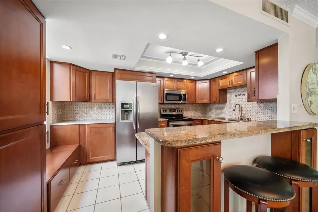 220 Belleview Boulevard Belleair FL 33756