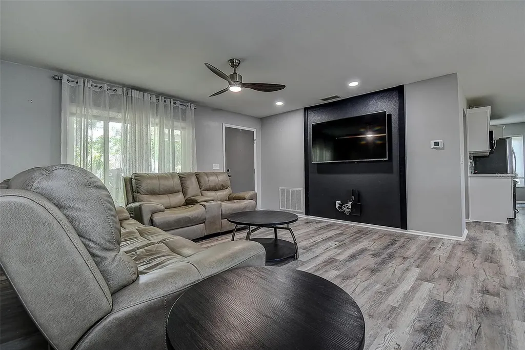 2481 Malcolm Drive Palm Harbor FL 34684