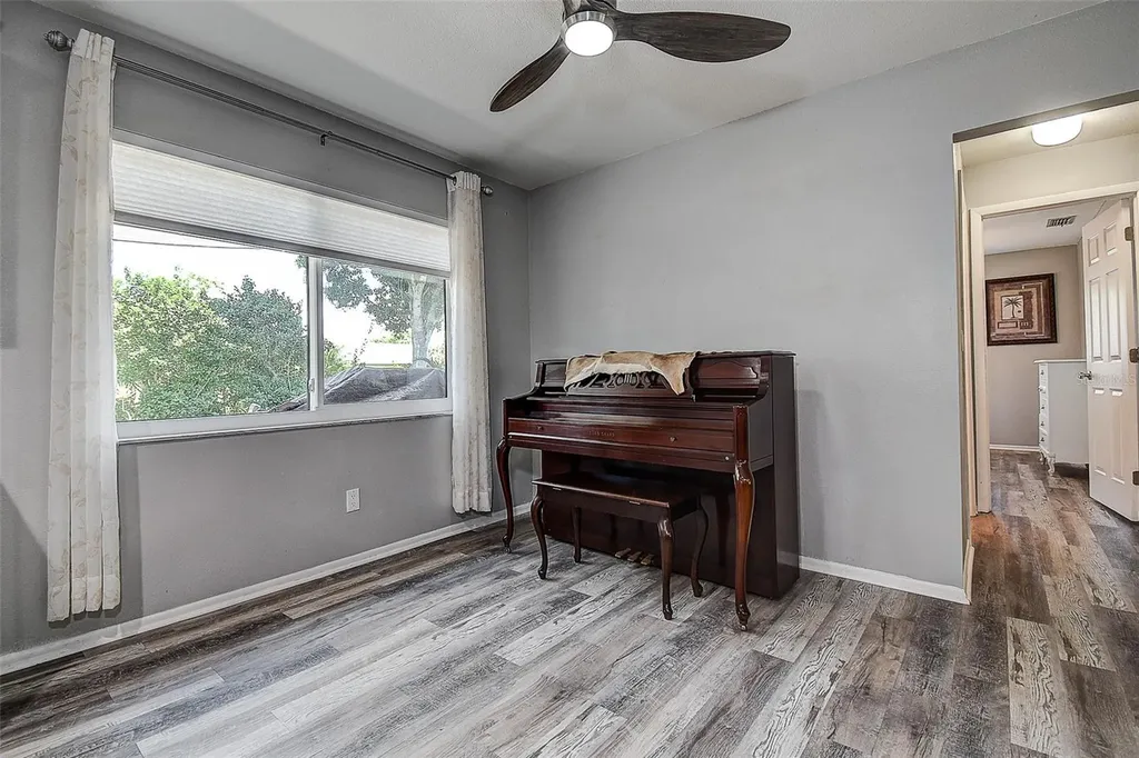 2481 Malcolm Drive Palm Harbor FL 34684