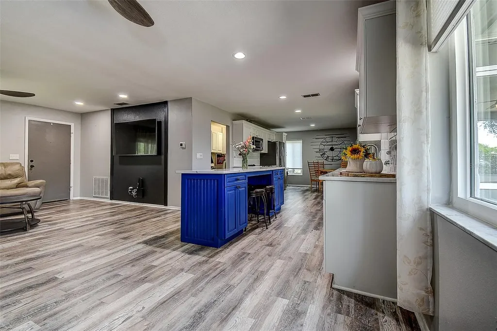 2481 Malcolm Drive Palm Harbor FL 34684