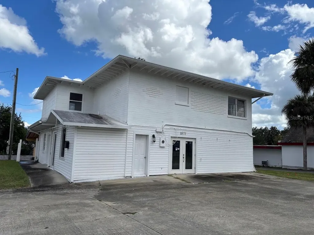 1871 S Ridgewood Avenue South Daytona FL 32119