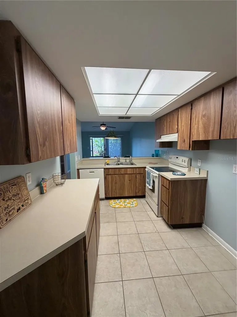 2131 Ridge Road S Largo FL 33778
