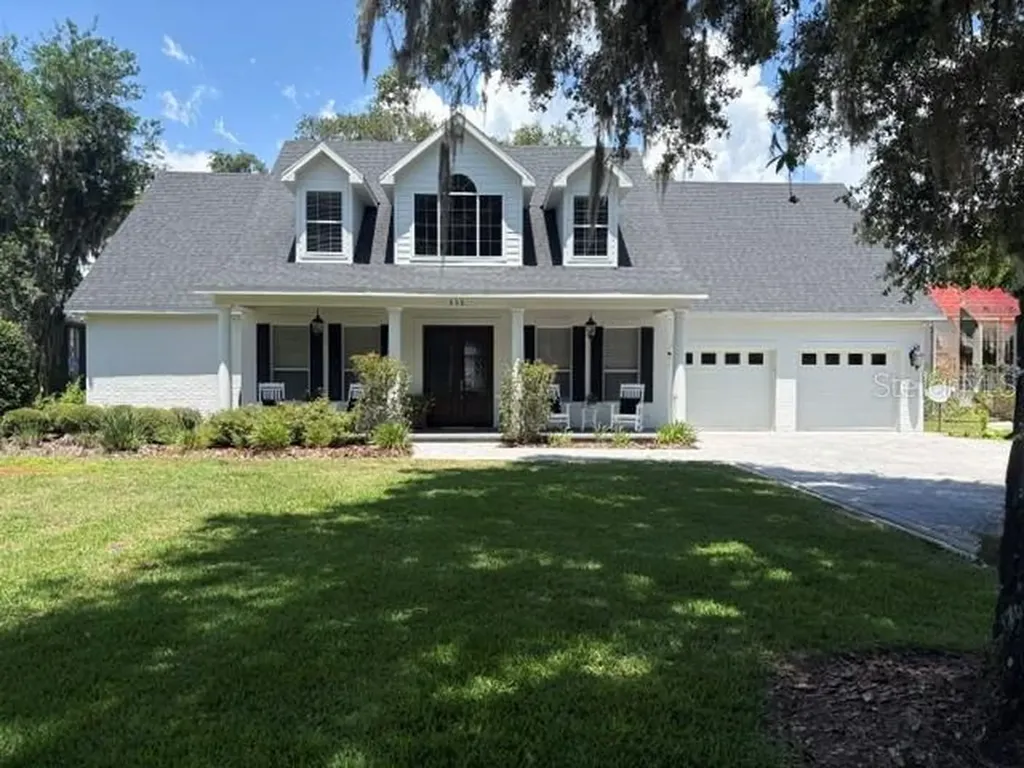 113 Island Drive Howey In The Hills FL 34737