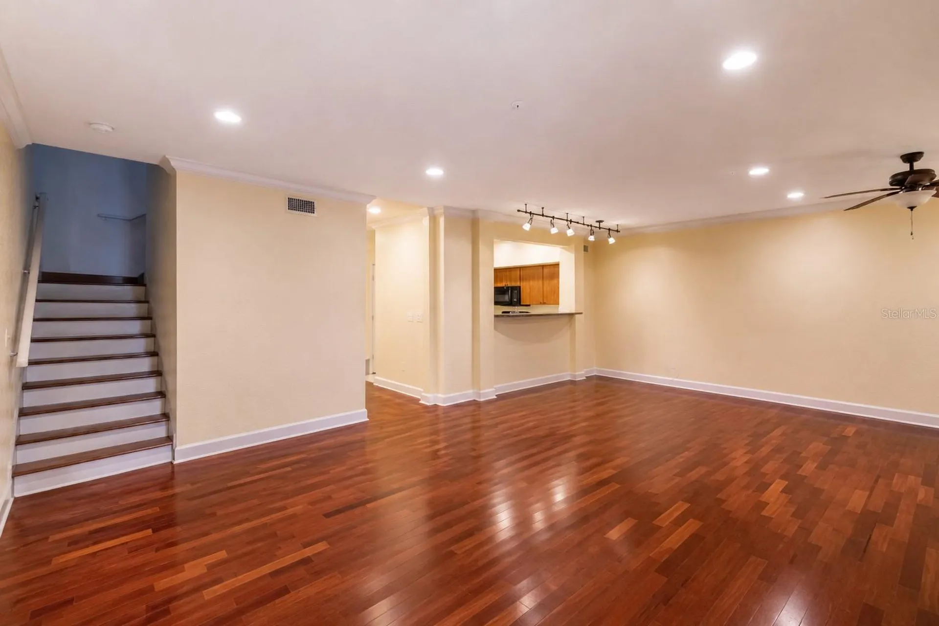202 E South Street Orlando FL 32801