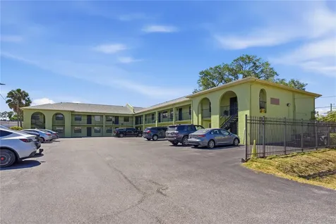 4416 N Clark Avenue Tampa FL 33614